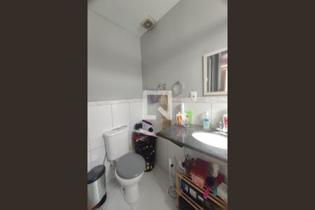 Casa de condomínio à venda com 110m², 4 quartos e 2 vagas2º Pav - Banheiro da Suite 1