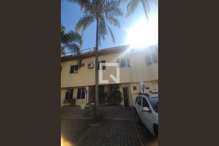 Casa de condomínio à venda com 110m², 4 quartos e 2 vagasÁrea comum