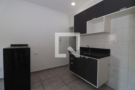 Sala/Cozinha de apartamento para alugar com 2 quartos, 30m² em Penha de França, São Paulo