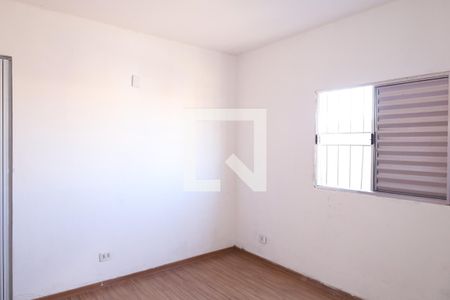 Quarto 1 de casa para alugar com 3 quartos, 100m² em Cidade Antônio Estevão de Carvalho, São Paulo