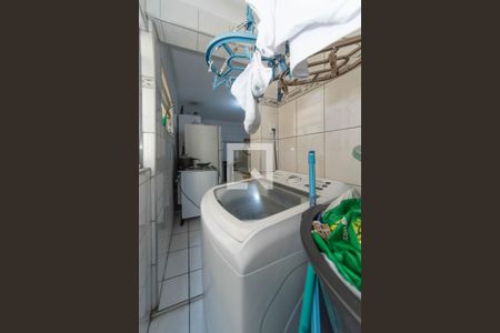 Apartamento à venda com 59m², 3 quartos e sem vaga Apartamento à venda com 59m², 3 quartos e sem vagaLavanderia