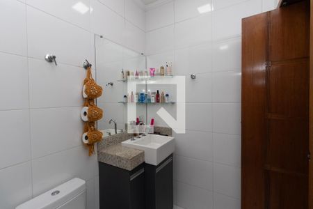 Casa à venda com 500m², 3 quartos e 2 vagas Casa à venda com 500m², 3 quartos e 2 vagasBanheiro da Suíte 2