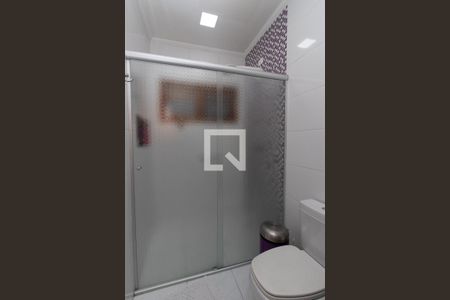 Casa à venda com 500m², 3 quartos e 2 vagas Casa à venda com 500m², 3 quartos e 2 vagasBanheiro da Suíte 2