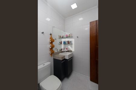 Casa à venda com 500m², 3 quartos e 2 vagas Casa à venda com 500m², 3 quartos e 2 vagasBanheiro da Suíte 2