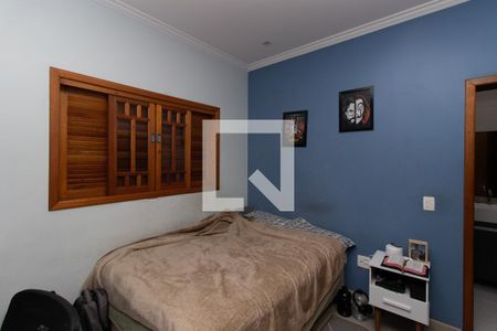 Casa à venda com 500m², 3 quartos e 2 vagas Casa à venda com 500m², 3 quartos e 2 vagasQuarto Suíte 3