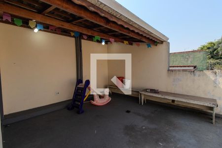 Casa à venda com 500m², 3 quartos e 2 vagas Casa à venda com 500m², 3 quartos e 2 vagasCobertura