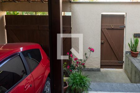 Casa de condomínio à venda com 140m², 3 quartos e 1 vaga Casa de condomínio à venda com 140m², 3 quartos e 1 vagaGaragem