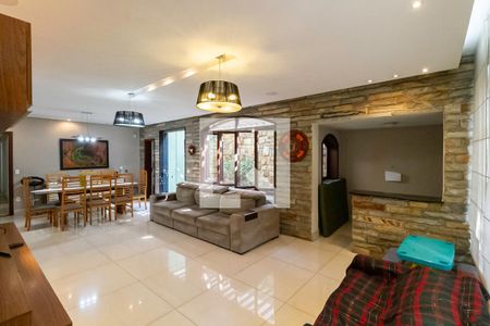 Sala de casa à venda com 4 quartos, 241m² em Ouro Preto, Belo Horizonte