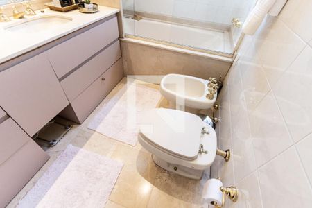 Apartamento à venda com 171m², 3 quartos e 3 vagas