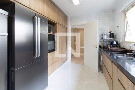 Apartamento à venda com 171m², 3 quartos e 3 vagas