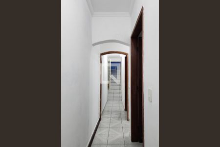 Casa à venda com 168m², 3 quartos e 1 vaga Casa à venda com 168m², 3 quartos e 1 vagaCorredor