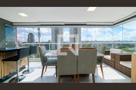 Apartamento à venda com 140m², 4 quartos e 2 vagas