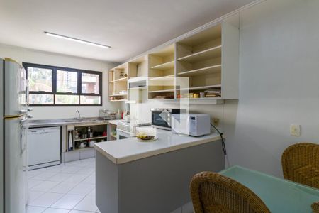 Apartamento à venda com 359m², 4 quartos e 5 vagasCozinha