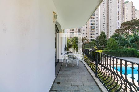 Apartamento à venda com 359m², 4 quartos e 5 vagasvaranda