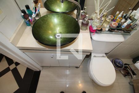 Apartamento para alugar com 70m², 3 quartos e 2 vagasBanheiro