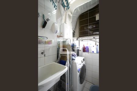 Apartamento para alugar com 67m², 2 quartos e 1 vagaÁrea de Serviço