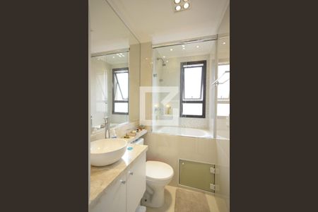 Apartamento para alugar com 67m², 2 quartos e 1 vagaBanheiro Suíte 1