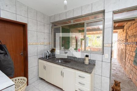 Casa à venda com 180m², 4 quartos e 1 vagaCasa 2 - Cozinha