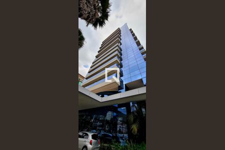 Apartamento para alugar com 85m², 2 quartos e 2 vagas Apartamento para alugar com 85m², 2 quartos e 2 vagasFachada