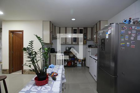 Casa de condomínio à venda com 350m², 3 quartos e sem vagaCozinha