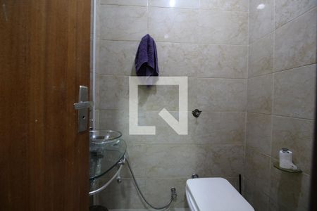 Casa de condomínio à venda com 350m², 3 quartos e sem vagaLavabo