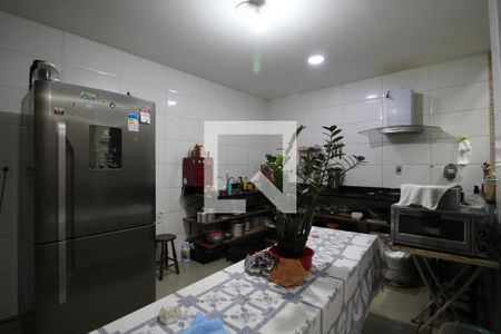 Casa de condomínio à venda com 350m², 3 quartos e sem vagaCozinha