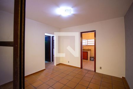 Sala de casa para alugar com 3 quartos, 80m² em Rocha, São Gonçalo