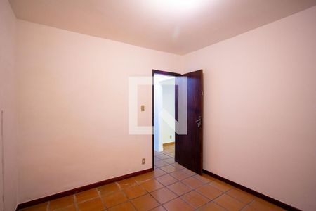 Quarto 1 de casa para alugar com 3 quartos, 80m² em Rocha, São Gonçalo