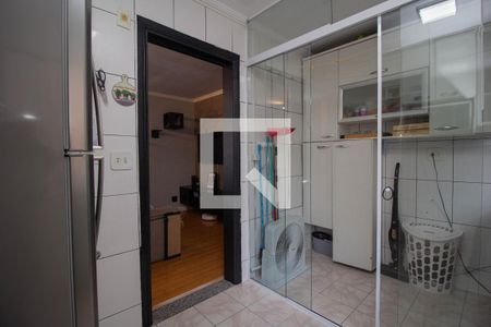 Apartamento para alugar com 58m², 2 quartos e 2 vagas Apartamento para alugar com 58m², 2 quartos e 2 vagasCozinha