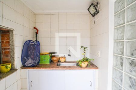 Casa à venda com 214m², 2 quartos e 1 vagaQuintal