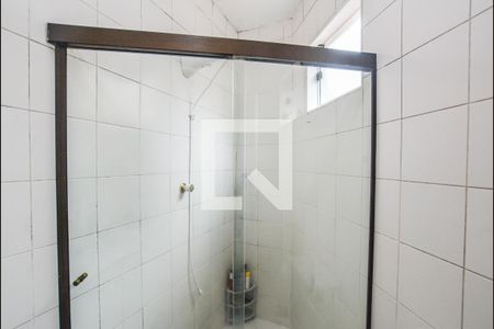Casa à venda com 214m², 2 quartos e 1 vagaBanheiro da Suíte 2