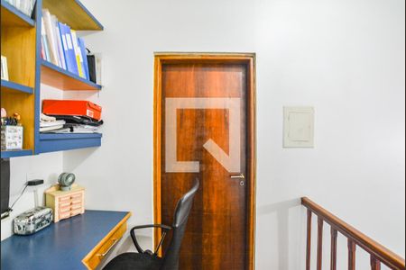 Casa à venda com 214m², 2 quartos e 1 vagaEscritório