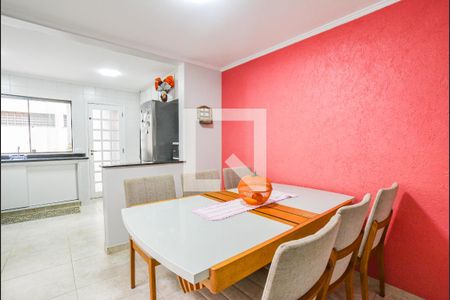 Casa à venda com 214m², 2 quartos e 1 vagaSala de Jantar