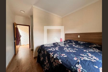 Casa à venda com 212m², 3 quartos e 5 vagas Casa à venda com 212m², 3 quartos e 5 vagasSuite 3