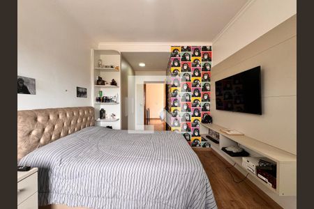 Casa à venda com 212m², 3 quartos e 5 vagas Casa à venda com 212m², 3 quartos e 5 vagasSuite 2