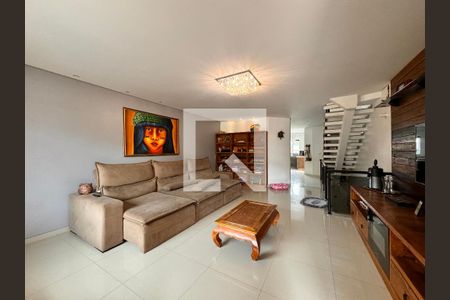 Sala de casa para alugar com 3 quartos, 212m² em Parque das Nações, Santo André