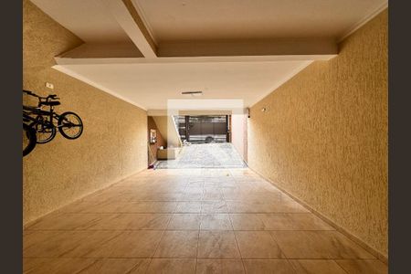 Casa à venda com 212m², 3 quartos e 5 vagas Casa à venda com 212m², 3 quartos e 5 vagasGaragem