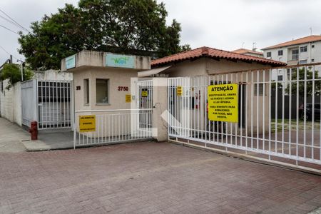 Apartamento para alugar com 50m², 2 quartos e 1 vagaFachada e portaria