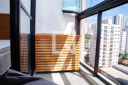 Studio para alugar com 25m², 1 quarto e sem vaga Studio para alugar com 25m², 1 quarto e sem vagaVaranda