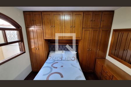 Casa à venda com 220m², 3 quartos e 4 vagas