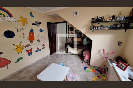 Casa à venda com 220m², 3 quartos e 4 vagas