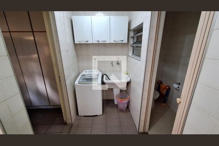 Casa à venda com 220m², 3 quartos e 4 vagas