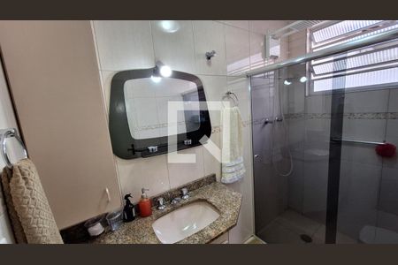 Casa à venda com 220m², 3 quartos e 4 vagas