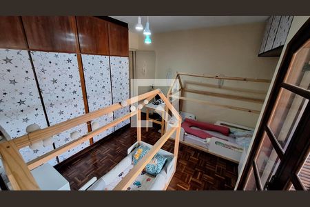 Casa à venda com 220m², 3 quartos e 4 vagas