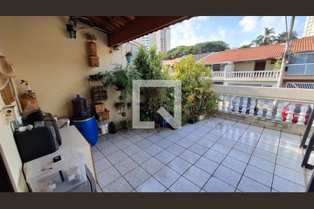 Casa à venda com 220m², 3 quartos e 4 vagas