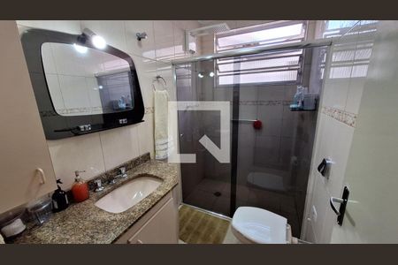 Casa à venda com 220m², 3 quartos e 4 vagas