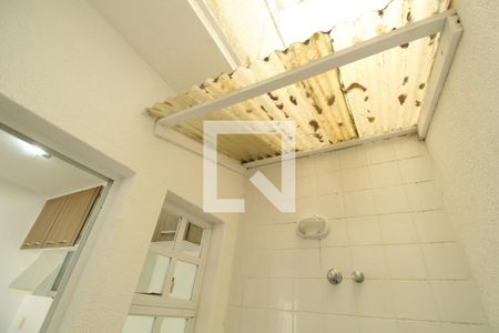 Casa de condomínio à venda com 81m², 3 quartos e 1 vagaÁrea de serviço