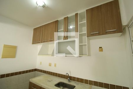 Casa de condomínio à venda com 81m², 3 quartos e 1 vagaCozinha