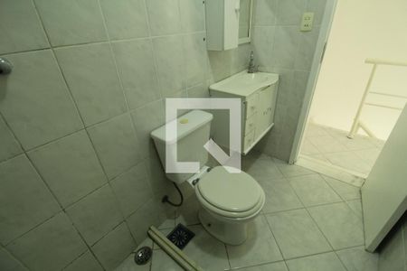 Casa de condomínio à venda com 81m², 3 quartos e 1 vagaBanheiro social