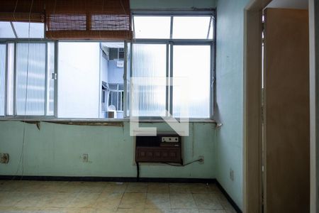 Apartamento à venda com 43m², 1 quarto e sem vaga Apartamento à venda com 43m², 1 quarto e sem vagaHall